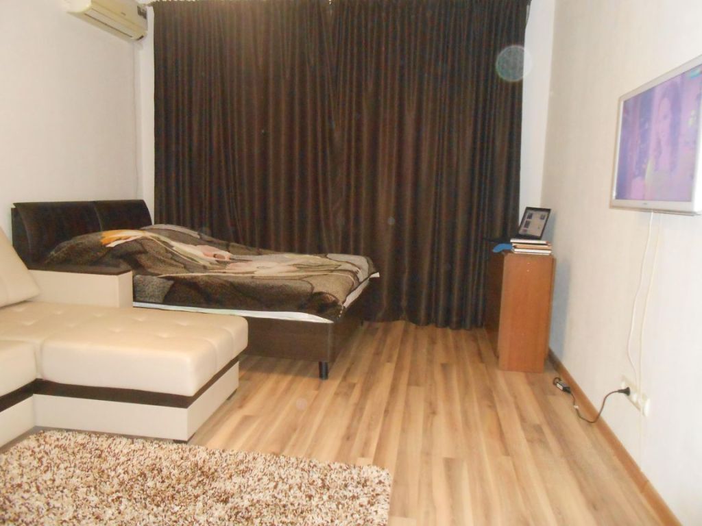 Продажа 1-комнатной квартиры, Саратов, Ламповая ул,  7