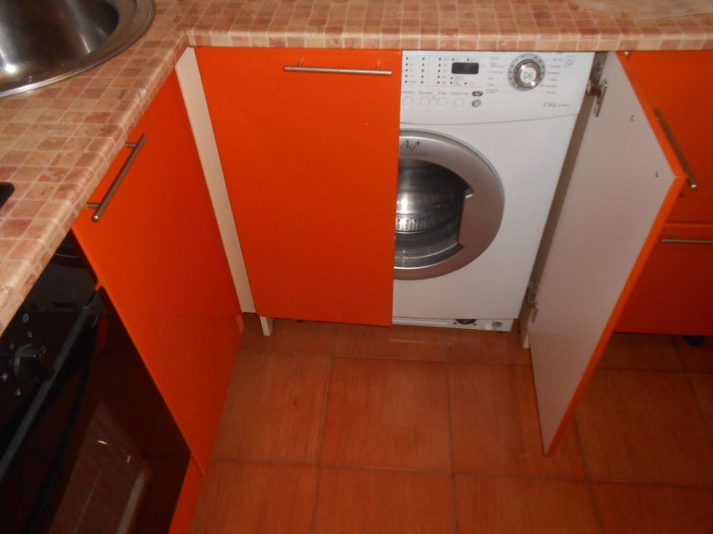 Продажа 1-комнатной квартиры, Саратов, Ламповая ул,  7