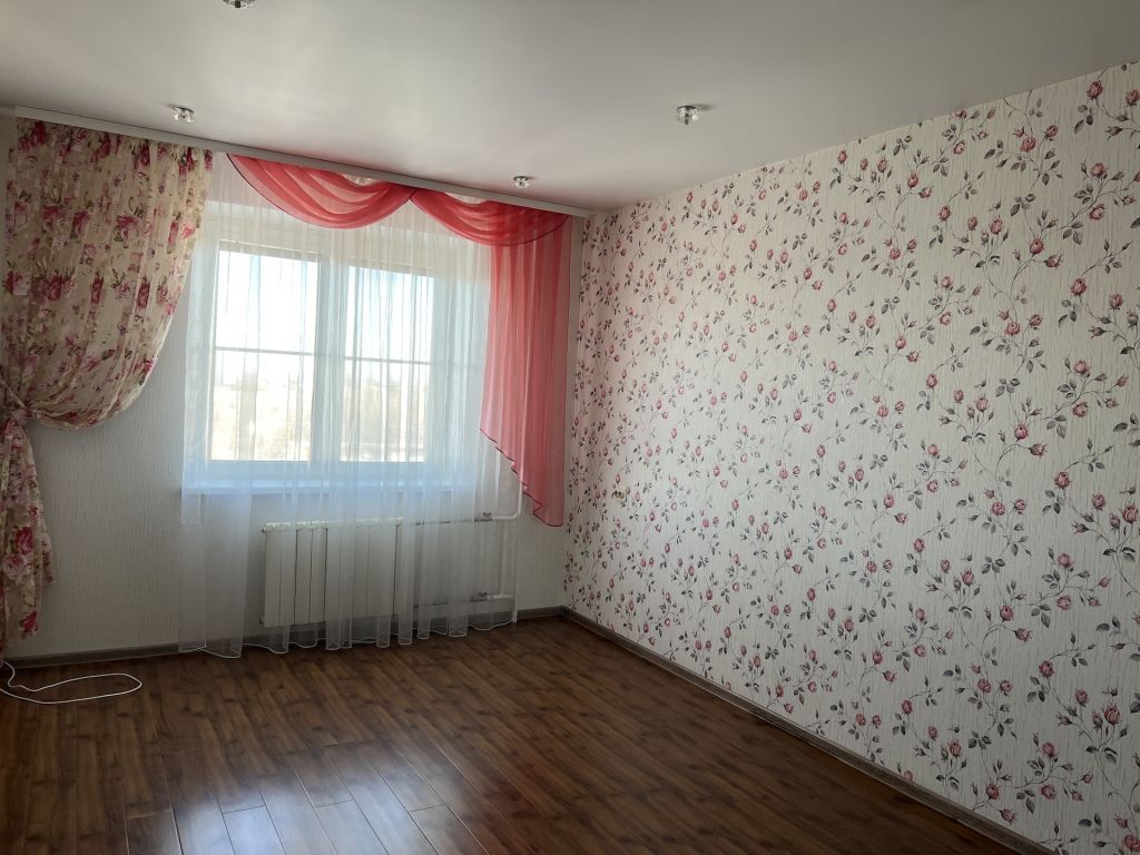 Продажа 2-комнатной квартиры, Владимир, Октябрьский городок,  7А