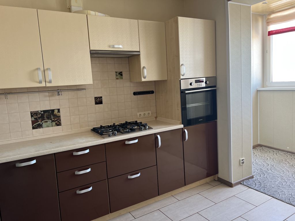 Продажа 2-комнатной квартиры, Владимир, Октябрьский городок,  7А