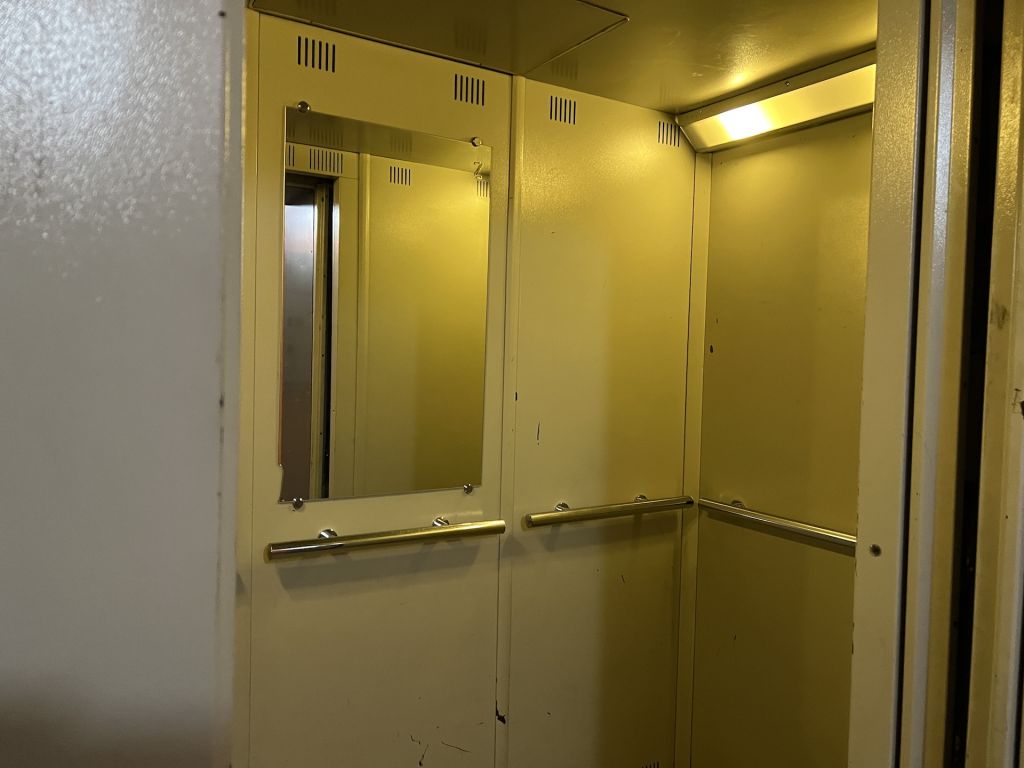 Продажа 2-комнатной квартиры, Владимир, Октябрьский городок,  7А