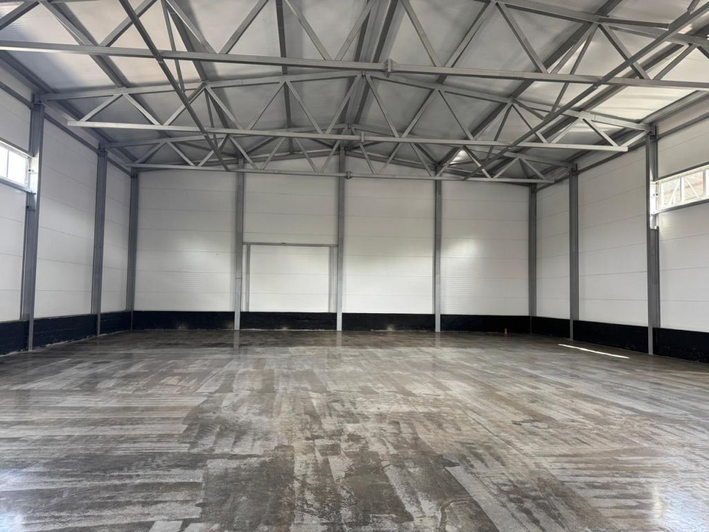 Аренда коммерческой недвижимости, 1000м <sup>2</sup>, Нижний Новгород, Коминтерна ул,  27б