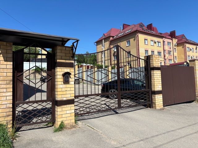 Продажа 4-комнатной квартиры, Кострома, Нижняя Дебря ул,  67к2