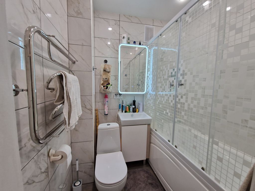 Продажа 3-комнатной квартиры, Владимир, Асаткина ул,  36