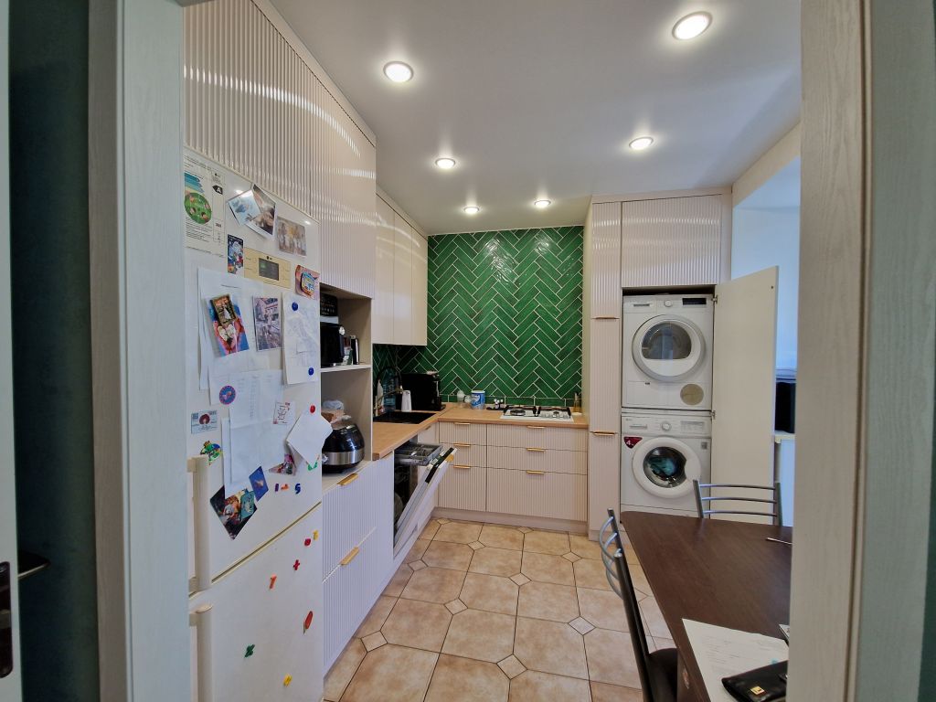 Продажа 3-комнатной квартиры, Владимир, Асаткина ул,  36