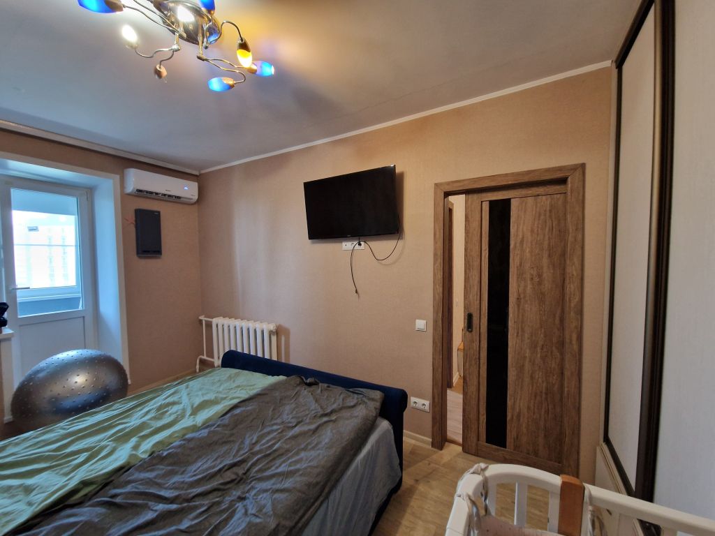 Продажа 3-комнатной квартиры, Владимир, Асаткина ул,  36