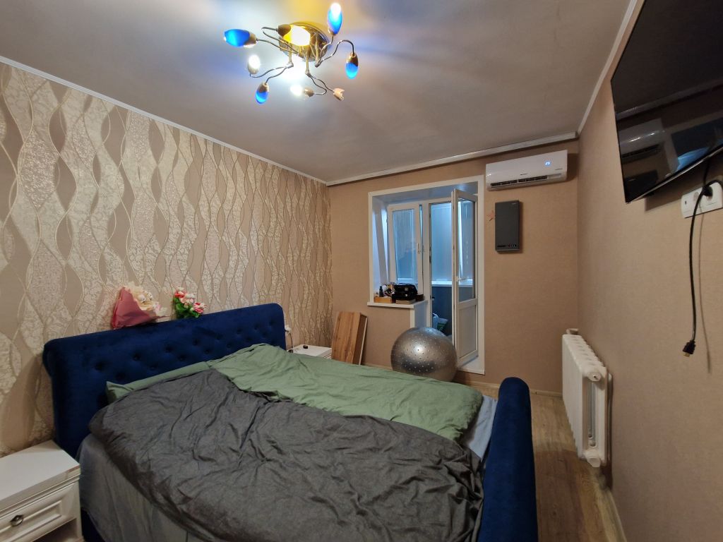 Продажа 3-комнатной квартиры, Владимир, Асаткина ул,  36