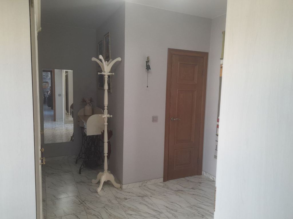 Продажа 2-комнатной квартиры, Кострома, Горная ул,  11А