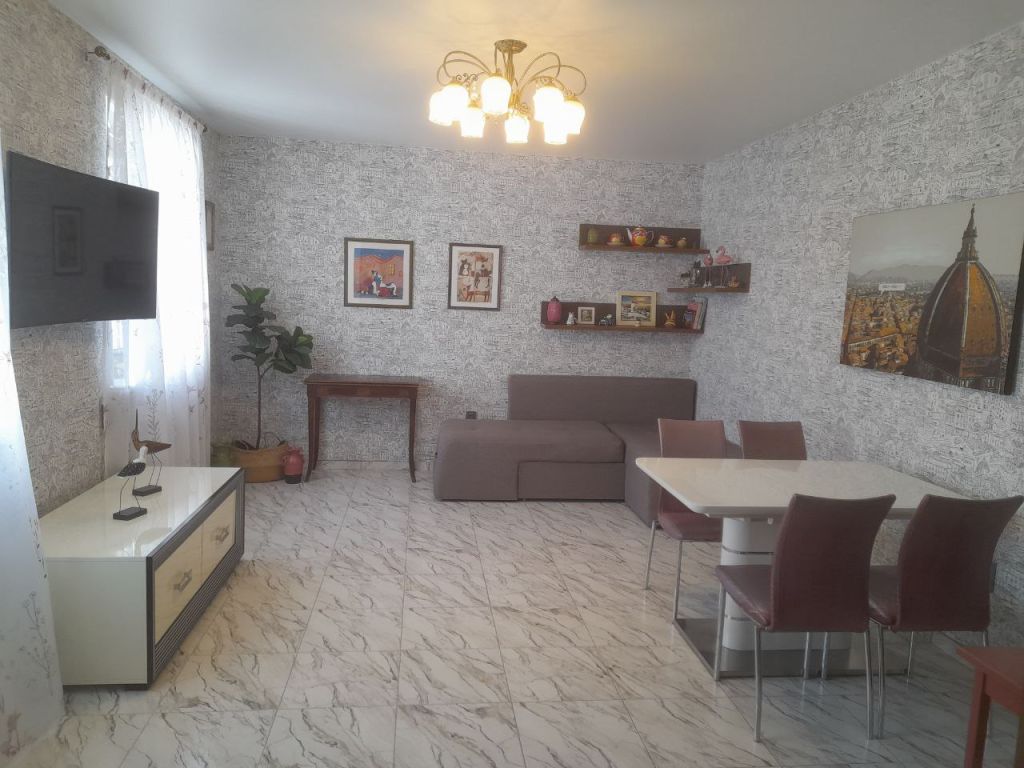 Продажа 2-комнатной квартиры, Кострома, Горная ул,  11А