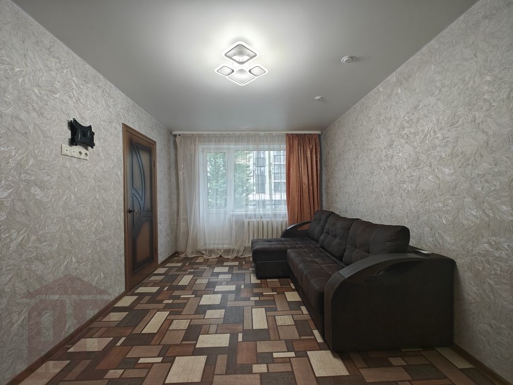 Продажа 3-комнатной квартиры, Тверь, Маршала Конева ул,  8а