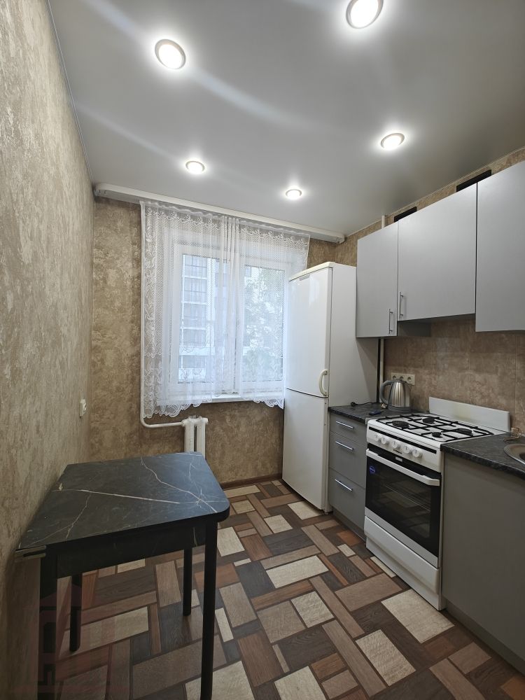 Продажа 3-комнатной квартиры, Тверь, Маршала Конева ул,  8а