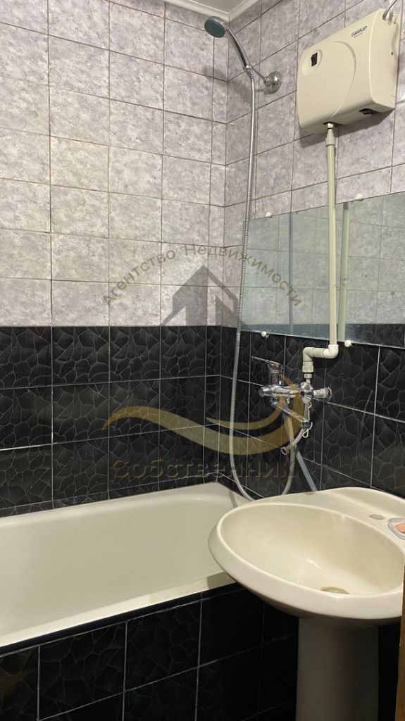 Аренда 3-комнатной квартиры, Старый Оскол, Королева мкр,  1