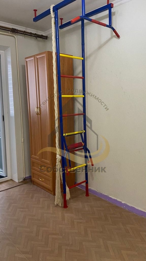 Аренда 3-комнатной квартиры, Старый Оскол, Королева мкр,  1