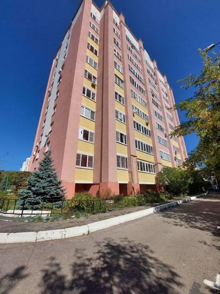 Продажа 3-комнатной квартиры, Пенза, Ватутина ул,  6 а