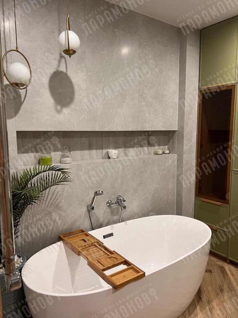 Продажа 4-комнатной квартиры, Тверь, Летное Поле ул,  18