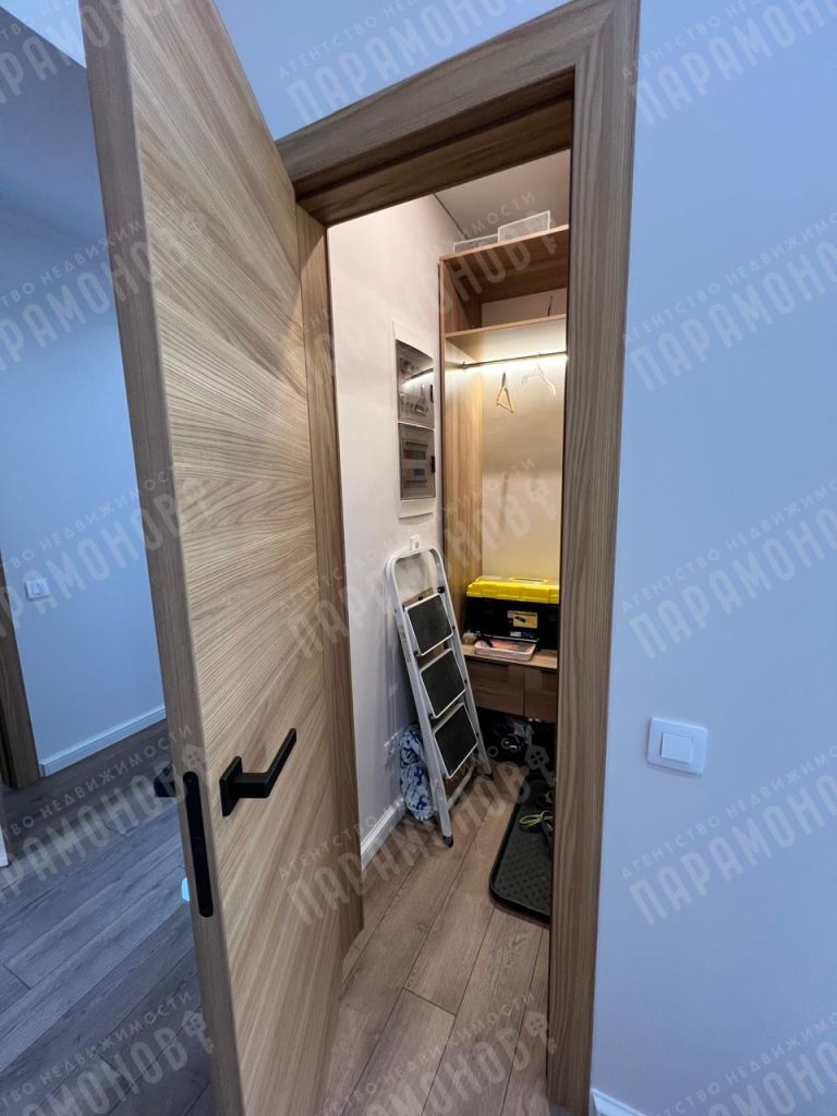Продажа 4-комнатной квартиры, Тверь, Летное Поле ул,  18