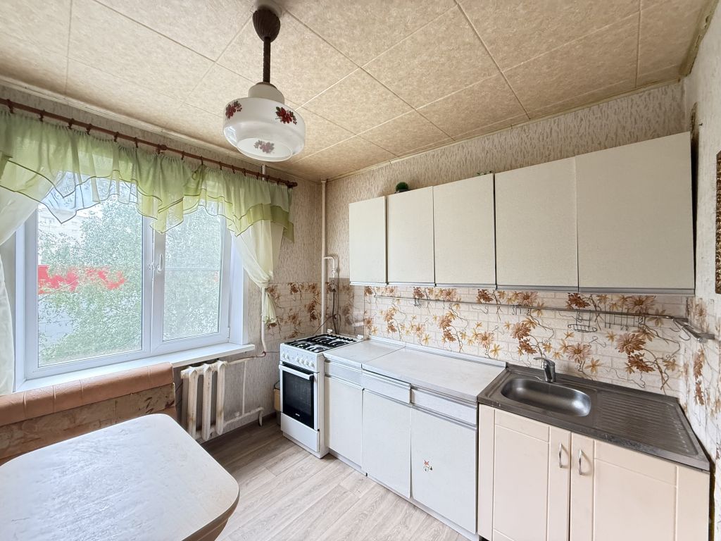 Продажа 2-комнатной квартиры, Кострома, Давыдовский-2 мкр,  61