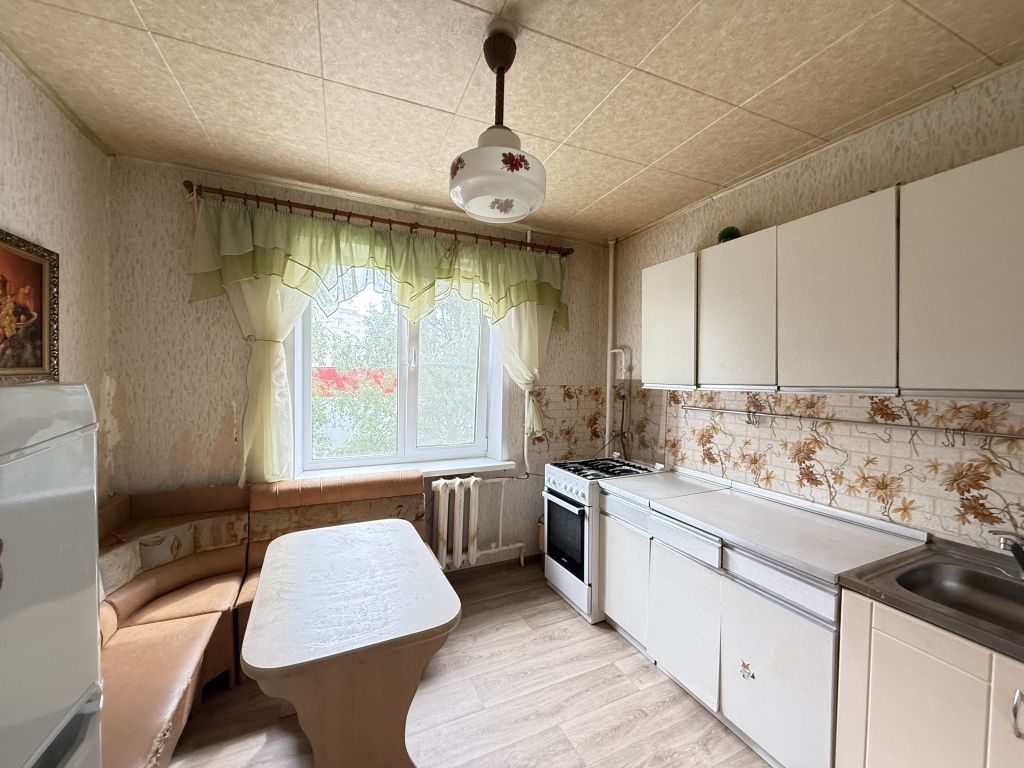 Продажа 2-комнатной квартиры, Кострома, Давыдовский-2 мкр,  61