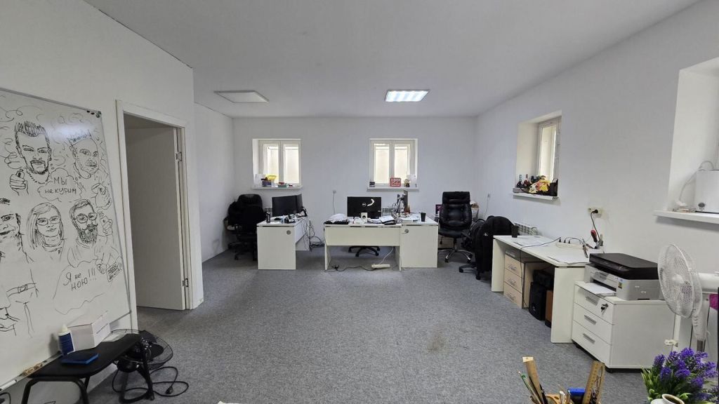 Продажа коммерческой недвижимости, 212м <sup>2</sup>, Кострома, Свердлова ул,  41Б