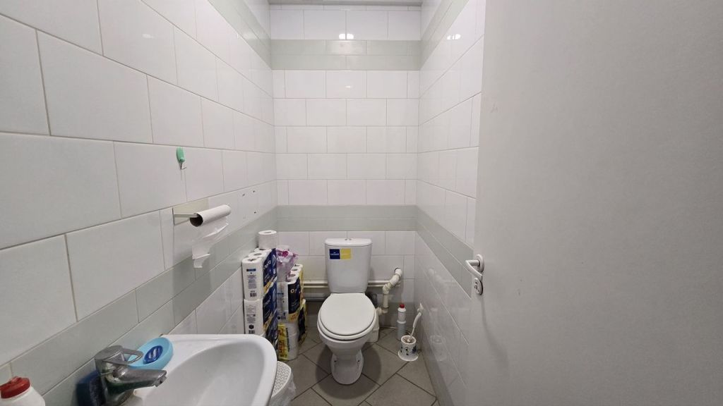 Продажа коммерческой недвижимости, 212м <sup>2</sup>, Кострома, Свердлова ул,  41Б