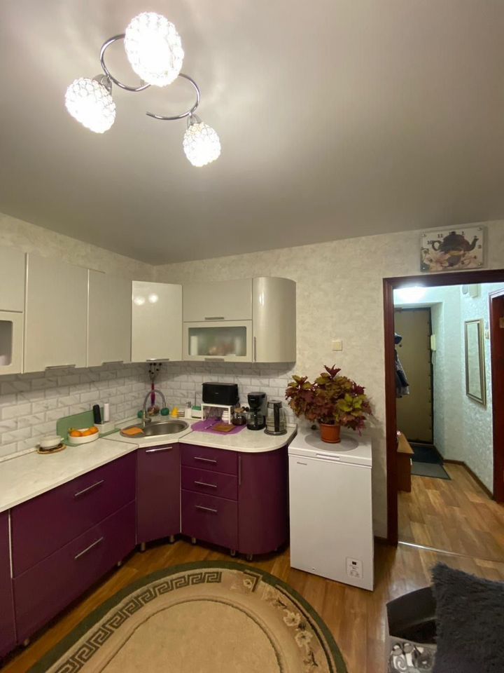 Продажа 1-комнатной квартиры, Саратов, Аткарская ул,  13/17Ак2