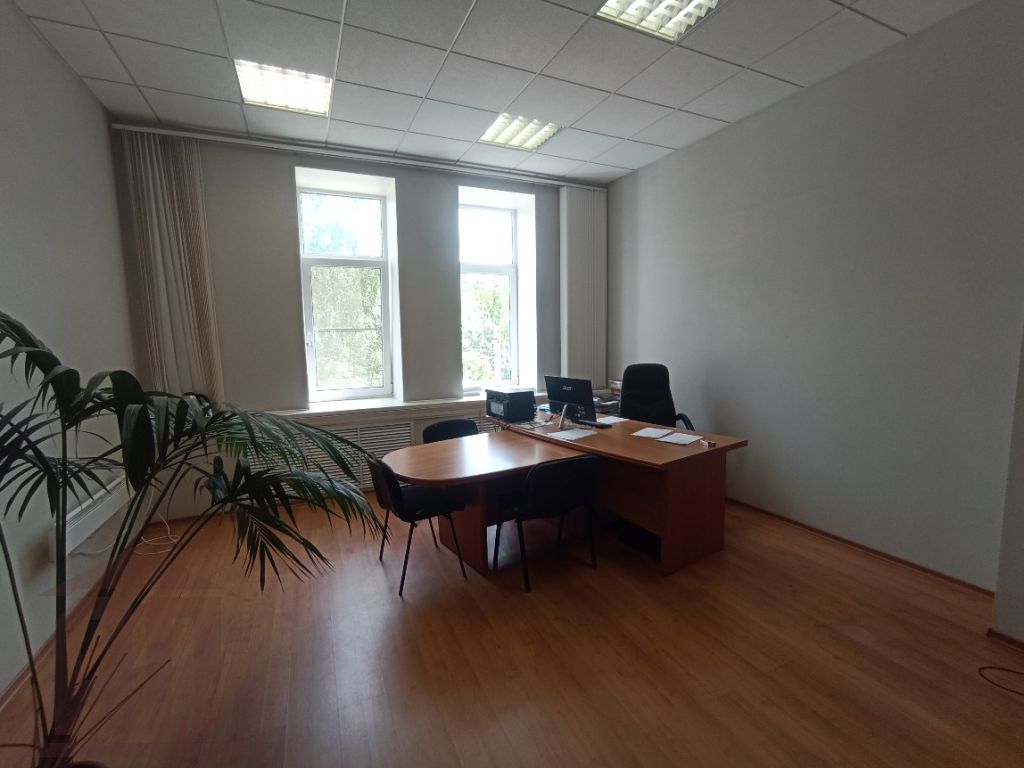 Аренда коммерческой недвижимости, 400м <sup>2</sup>, Тверь, Александровский пер,  9