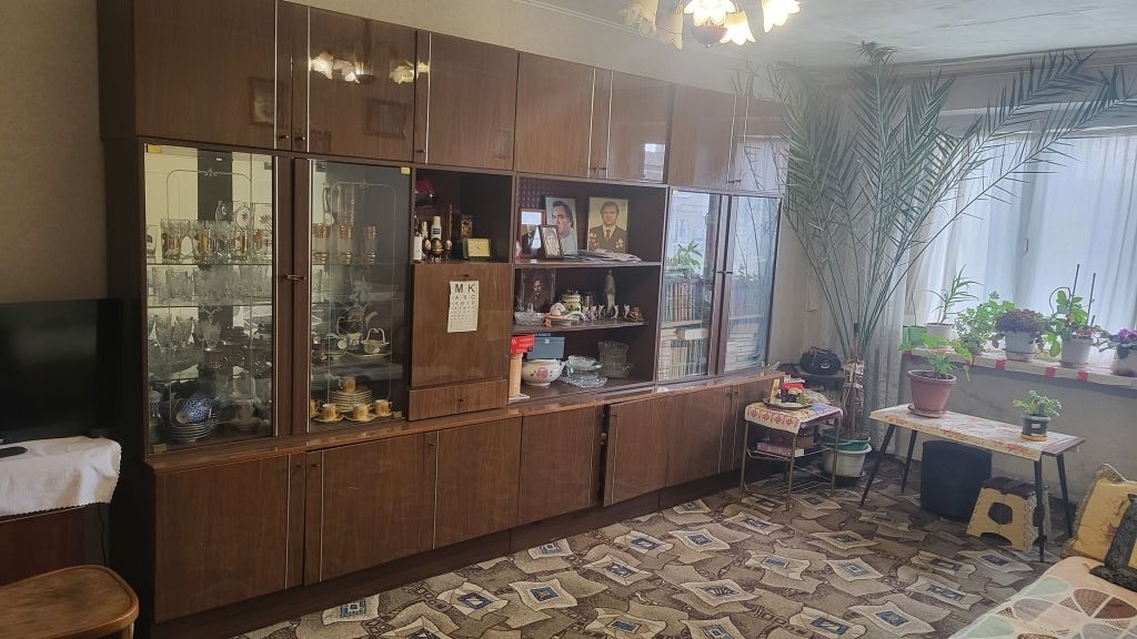 Продажа 3-комнатной квартиры, Саратов, Симбирцева ул,  24/30