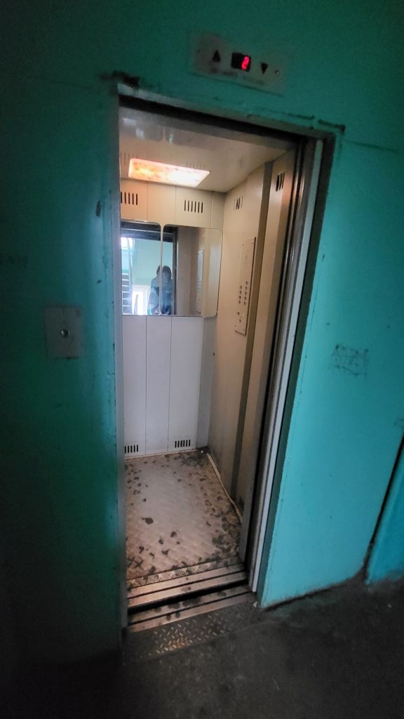 Продажа 3-комнатной квартиры, Саратов, Симбирцева ул,  24/30