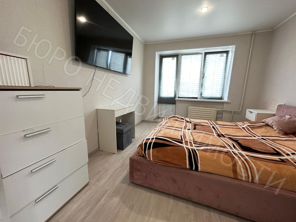 Продажа 4-комнатной квартиры, Балашов, Космонавтов пр-кт,  15