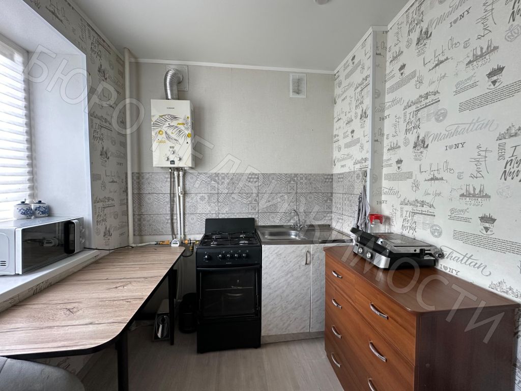 Продажа 4-комнатной квартиры, Балашов, Космонавтов пр-кт,  15