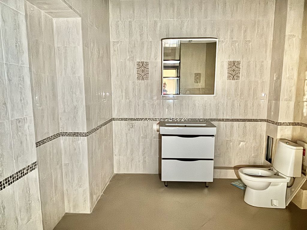 Аренда коммерческой недвижимости, 300м <sup>2</sup>, Кострома, Нижняя Дебря ул,  67к2