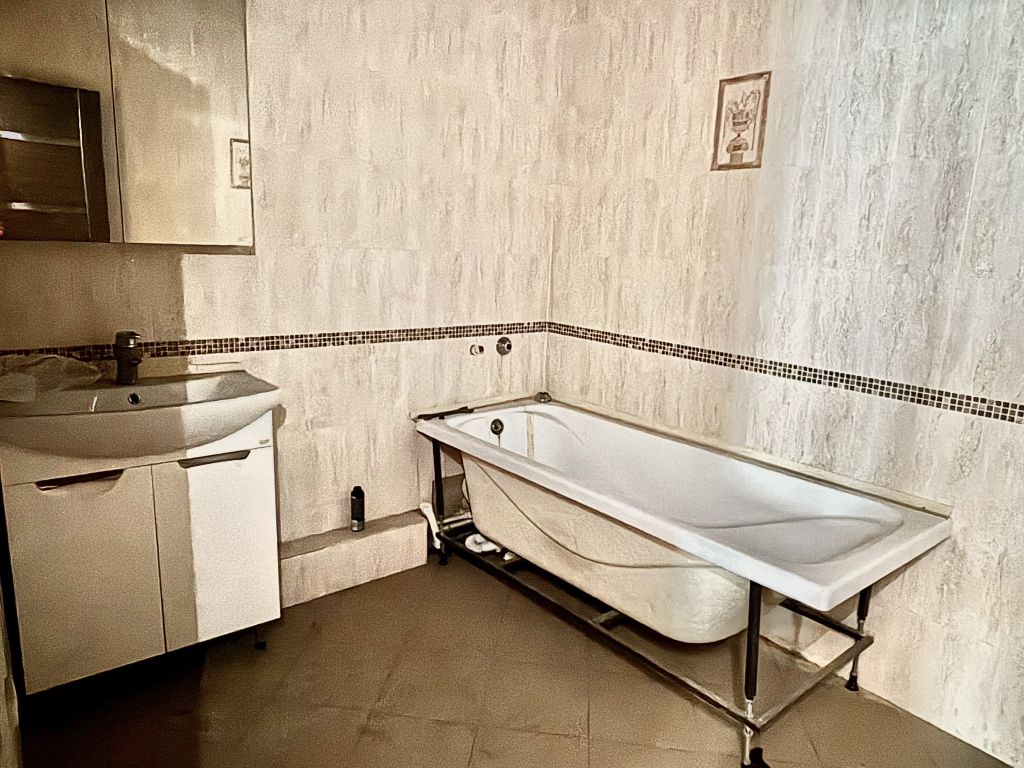 Аренда коммерческой недвижимости, 300м <sup>2</sup>, Кострома, Нижняя Дебря ул,  67к2