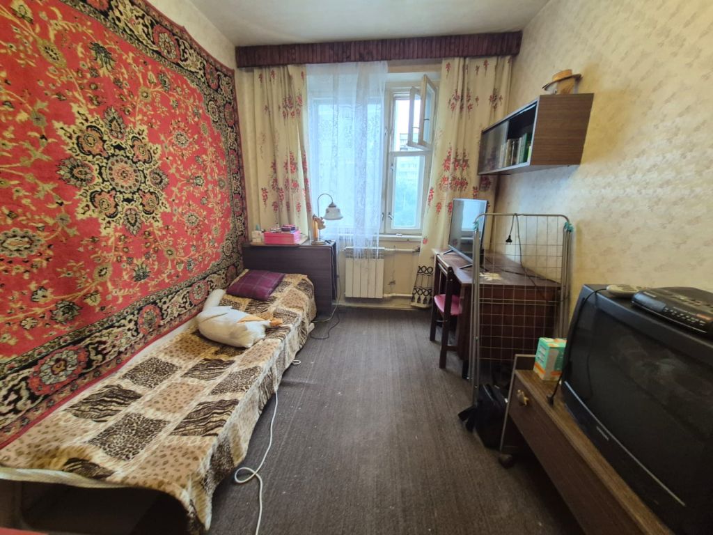 Продажа 3-комнатной квартиры, Тверь, Комсомольский пр-кт,  19