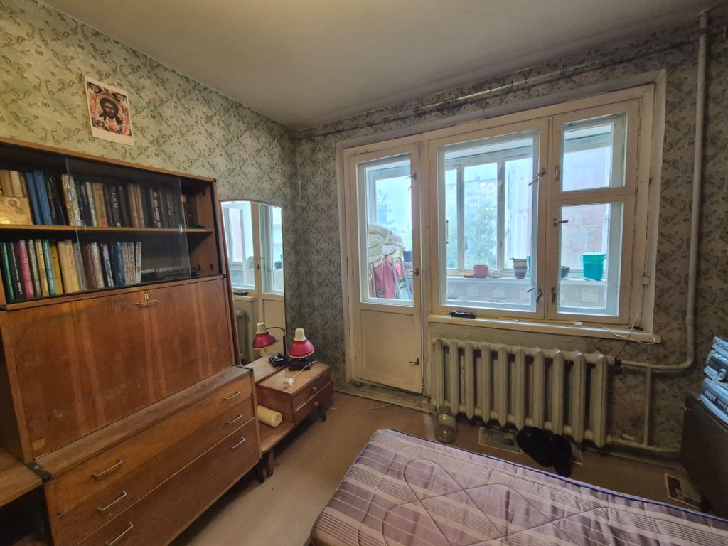 Продажа 3-комнатной квартиры, Тверь, Комсомольский пр-кт,  19