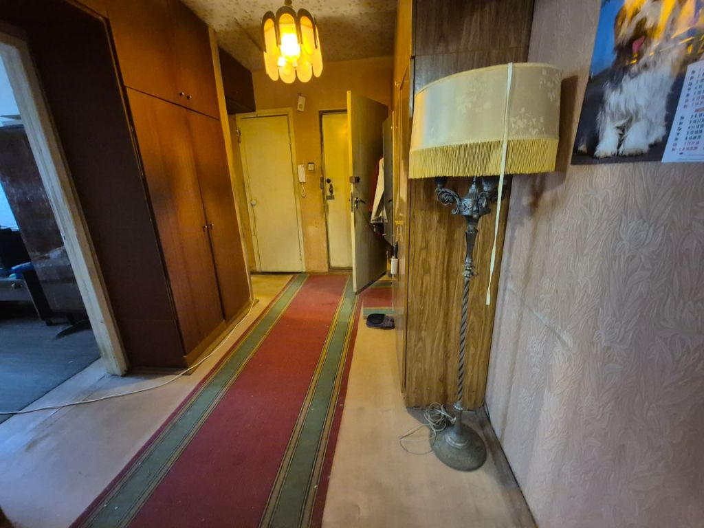 Продажа 3-комнатной квартиры, Тверь, Комсомольский пр-кт,  19