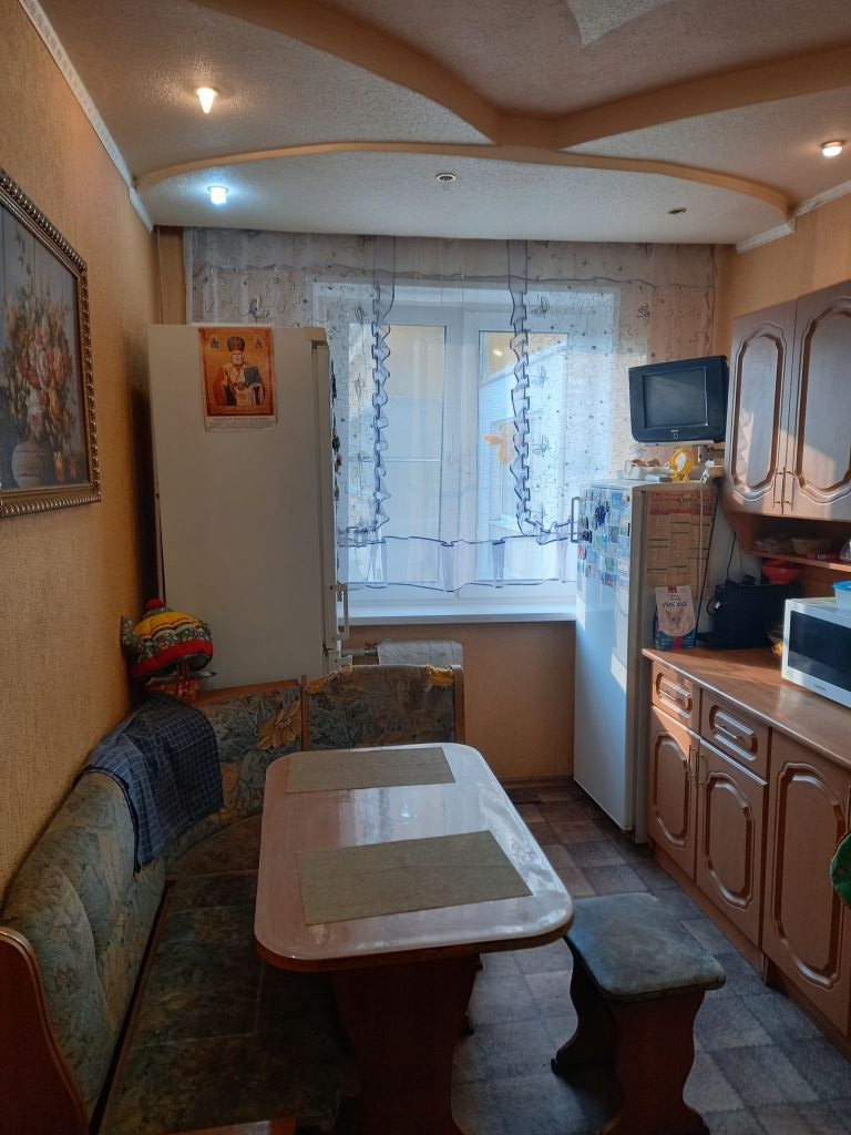 Продажа 4-комнатной квартиры, Нижний Новгород, Южное шоссе,  8