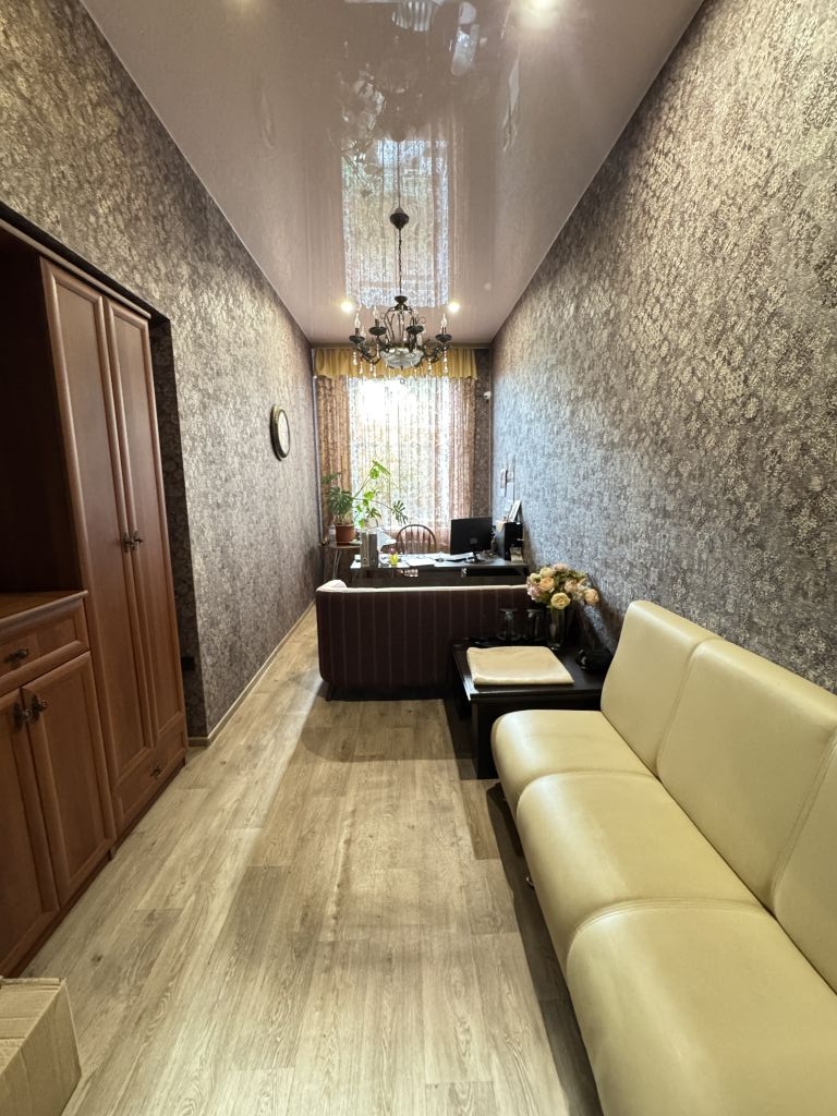 Продажа коммерческой недвижимости, 538м <sup>2</sup>, Дзержинск, Пирогова ул,  3