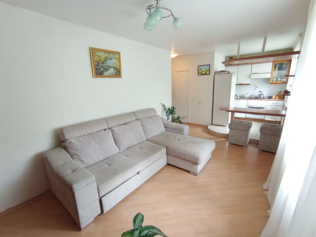 Продажа 2-комнатной квартиры, Татарстан, Центральная ул,  35