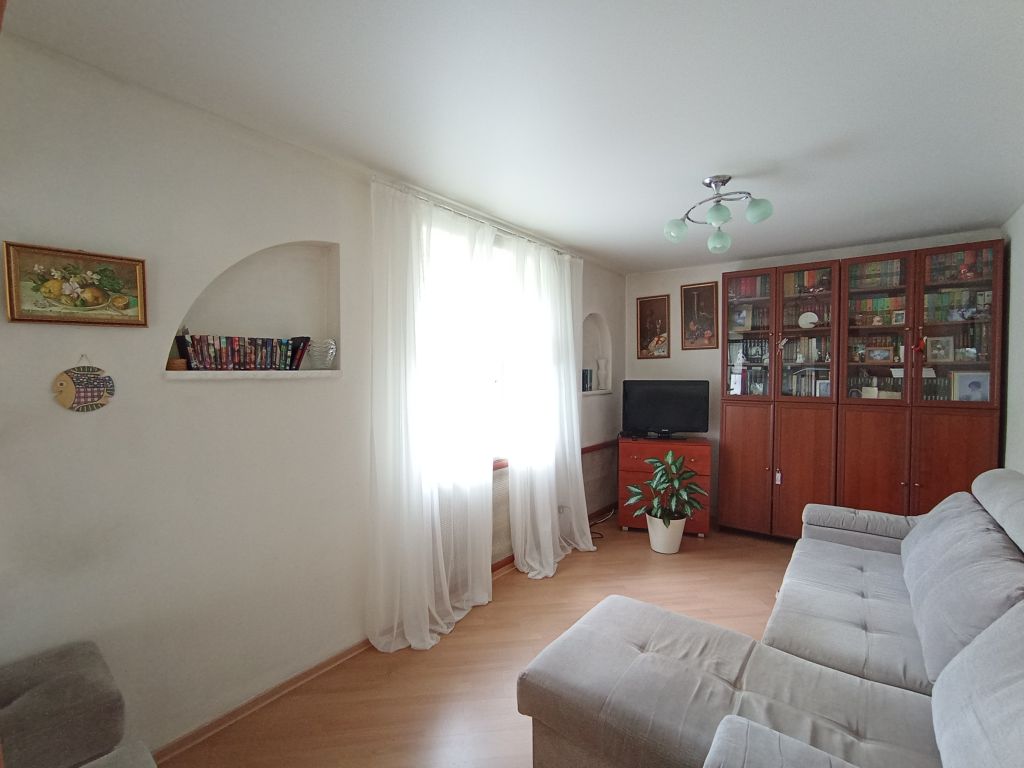 Продажа 2-комнатной квартиры, Татарстан, Центральная ул,  35