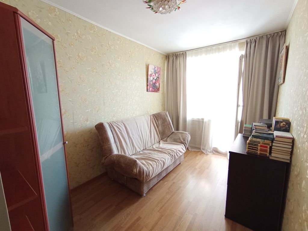 Продажа 2-комнатной квартиры, Татарстан, Центральная ул,  35