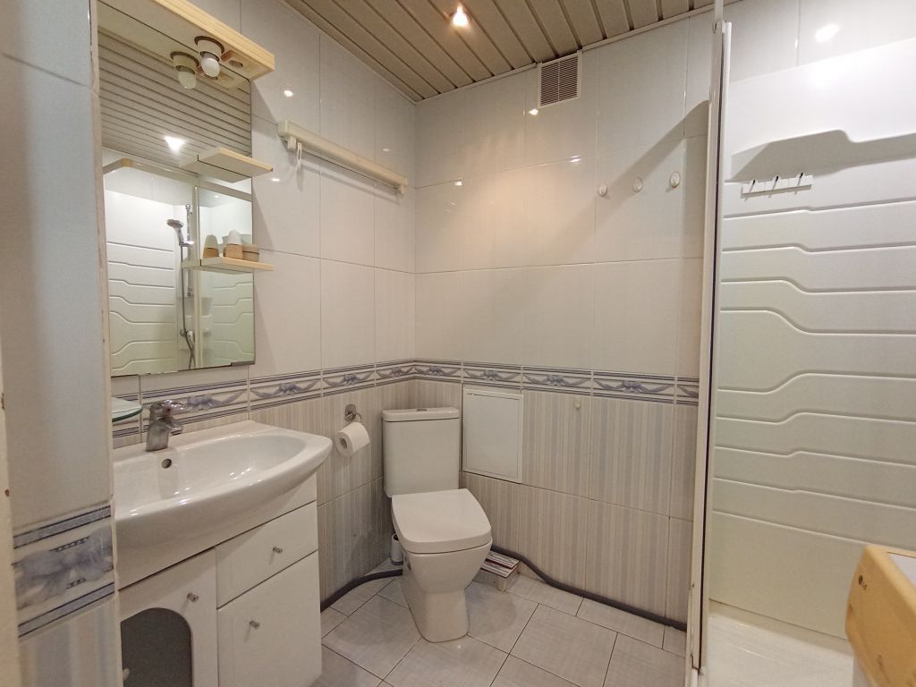 Продажа 2-комнатной квартиры, Татарстан, Центральная ул,  35