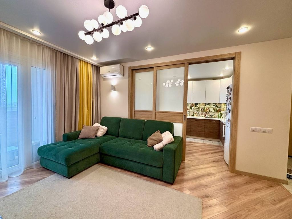 Продажа 3-комнатной квартиры, Дзержинск, Галкина ул,  8а