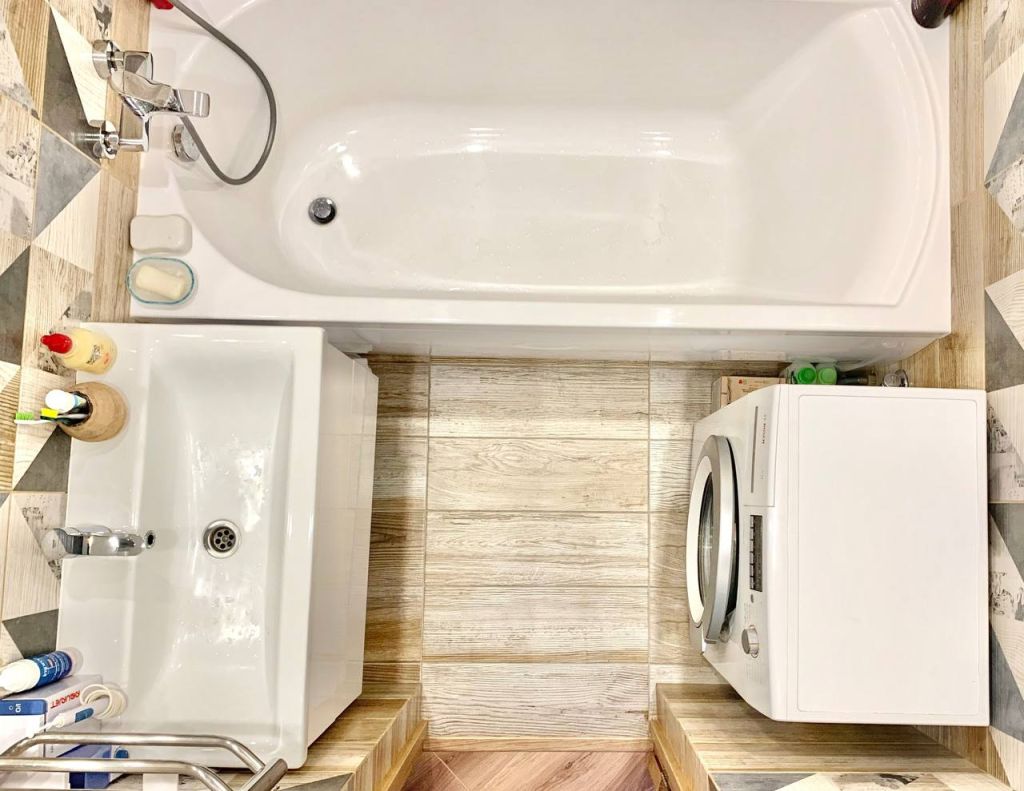 Продажа 3-комнатной квартиры, Дзержинск, Галкина ул,  8а