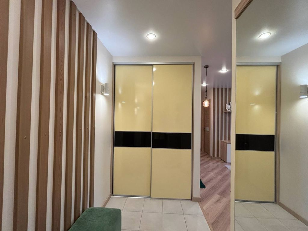 Продажа 3-комнатной квартиры, Дзержинск, Галкина ул,  8а