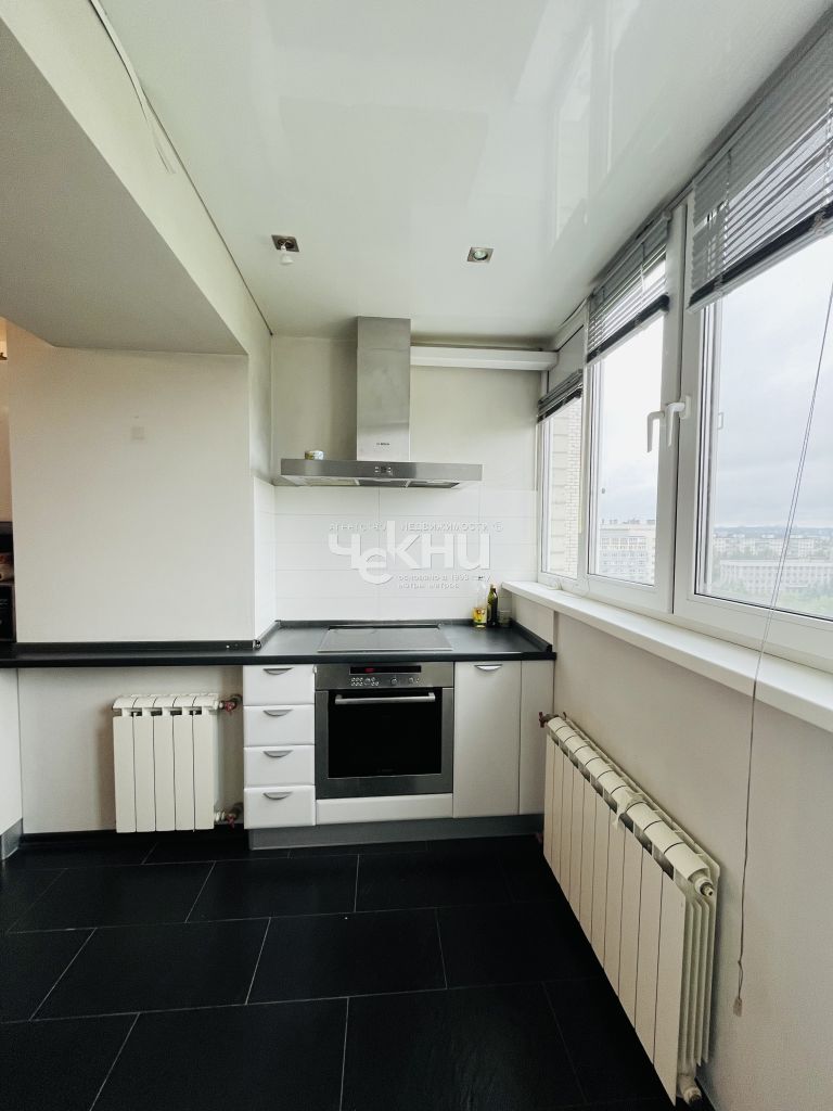 Продажа 5-комнатной квартиры, Нижний Новгород, Красных Зорь ул,  22