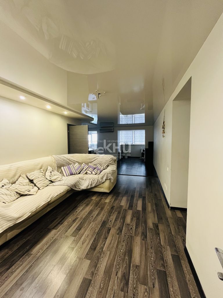 Продажа 5-комнатной квартиры, Нижний Новгород, Красных Зорь ул,  22