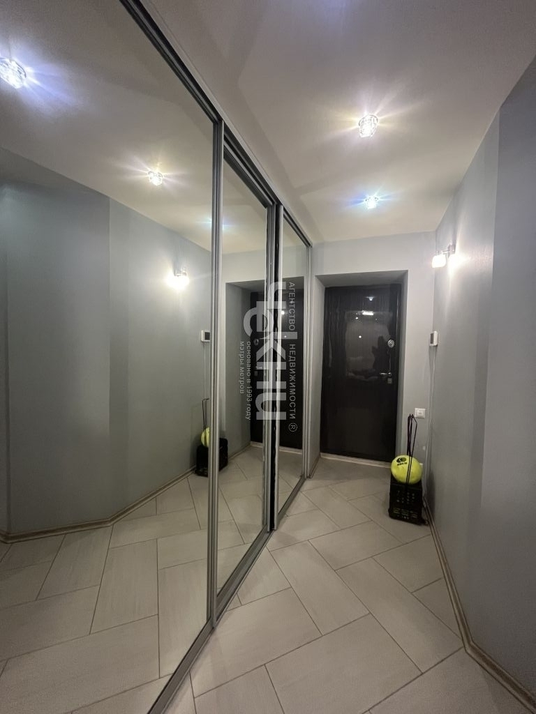 Продажа 5-комнатной квартиры, Нижний Новгород, Красных Зорь ул,  22