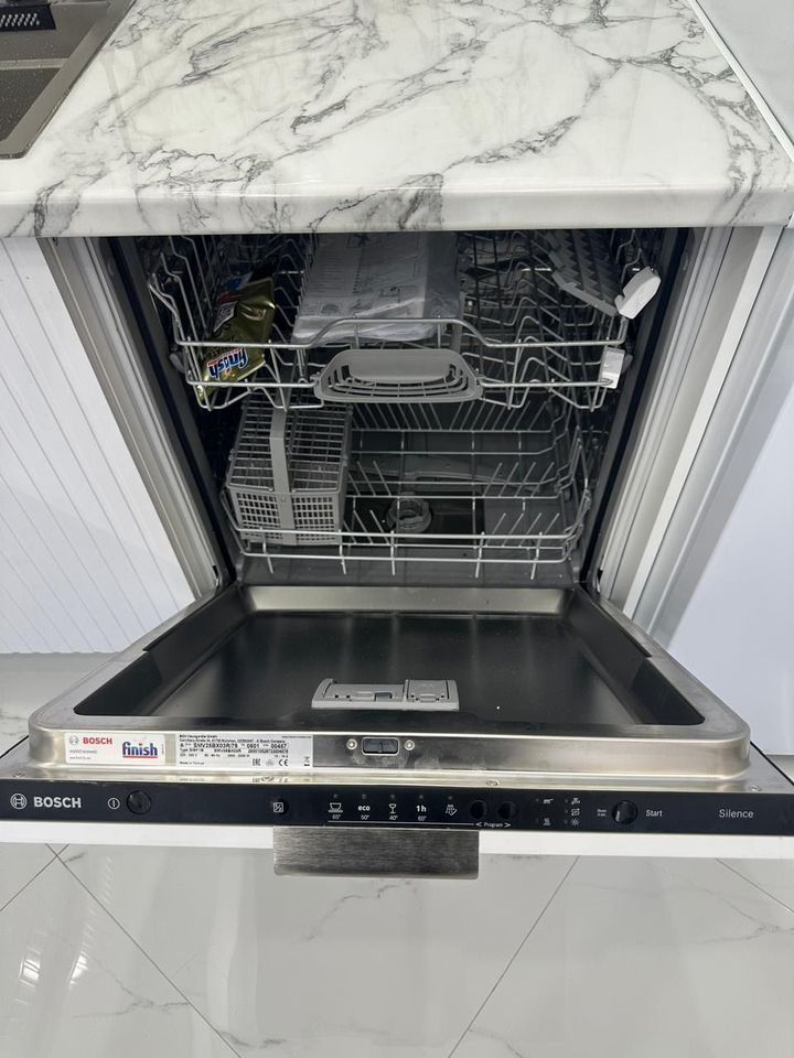 Продажа 2-комнатной квартиры, Кострома, Ленина ул,  160Б