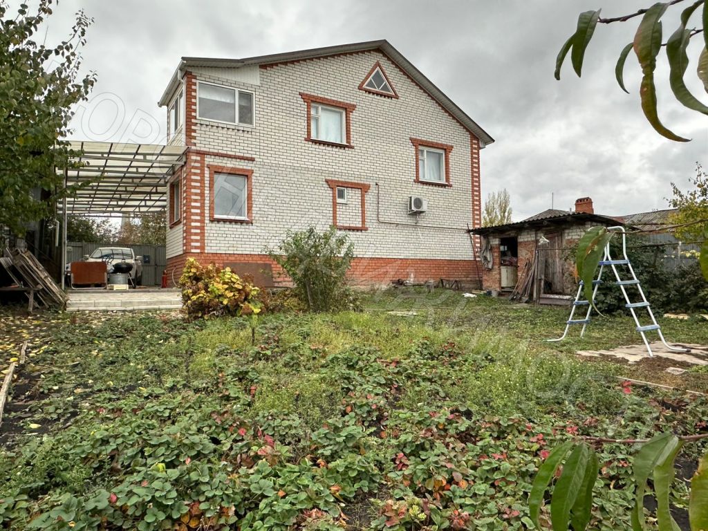 Продажа дома, 173м <sup>2</sup>, 10 сот., Балашов, 30 лет Победы ул,  254