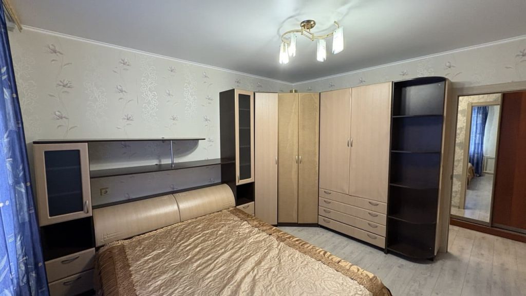 Аренда 4-комнатной квартиры, Старый Оскол, Конева мкр,  13